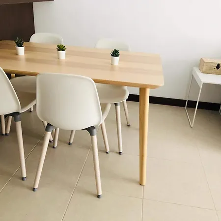 Rated Huge Sunny Terrace Heated Pool Parking Wifi Апартаменти