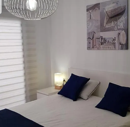 Rated Huge Sunny Terrace Heated Pool Parking Wifi