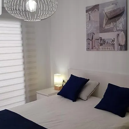 Rated Huge Sunny Terrace Heated Pool Parking Wifi