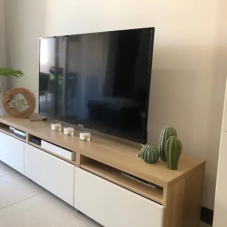 Rated Huge Sunny Terrace Heated Pool Parking Wifi Apartamento *