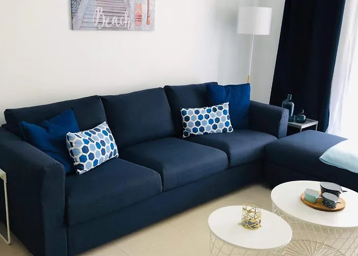 Rated Huge Sunny Terrace Heated Pool Parking Wifi