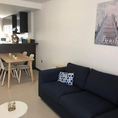 Rated Huge Sunny Terrace Heated Pool Parking Wifi Daire *