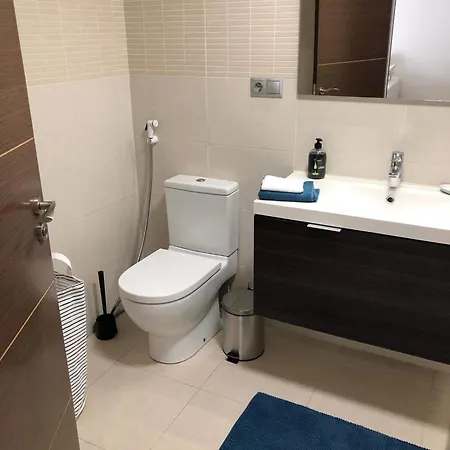 Rated Huge Sunny Terrace Heated Pool Parking Wifi Daire