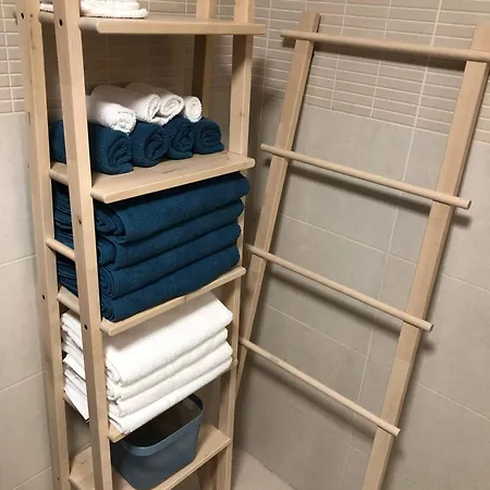 Daire Rated Huge Sunny Terrace Heated Pool Parking Wifi